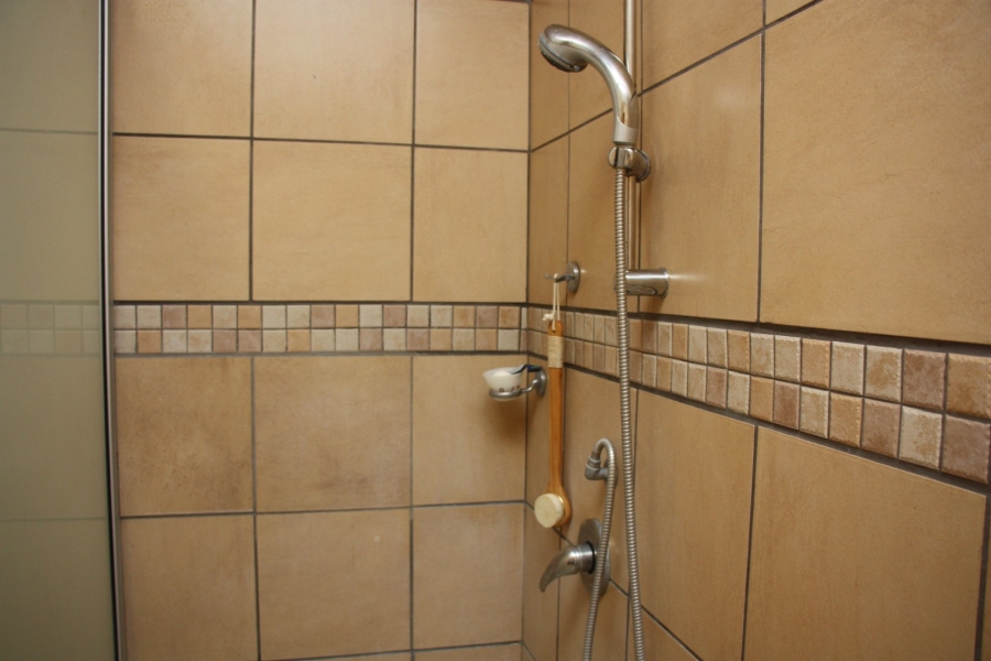 1 Bedroom Property for Sale in Langenhovenpark Free State